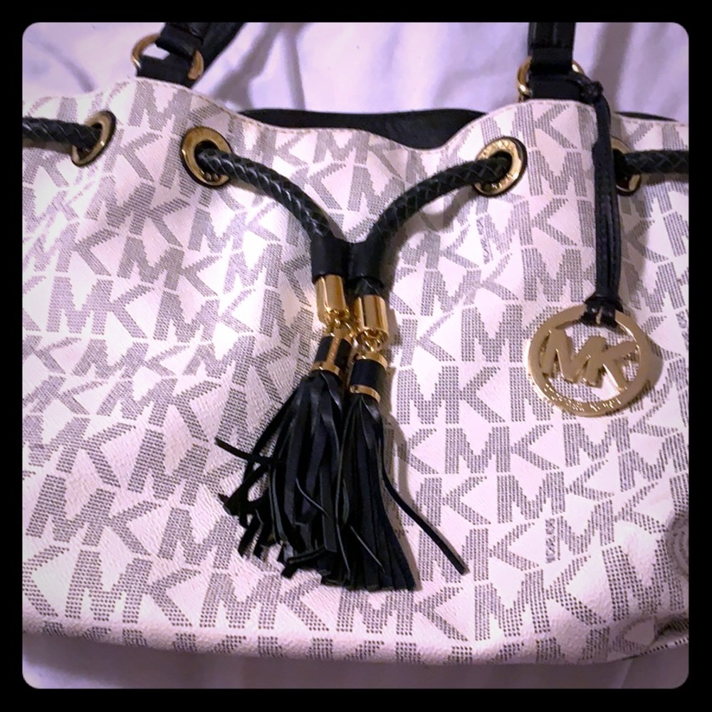 Michael Kors Handbag & Wallet